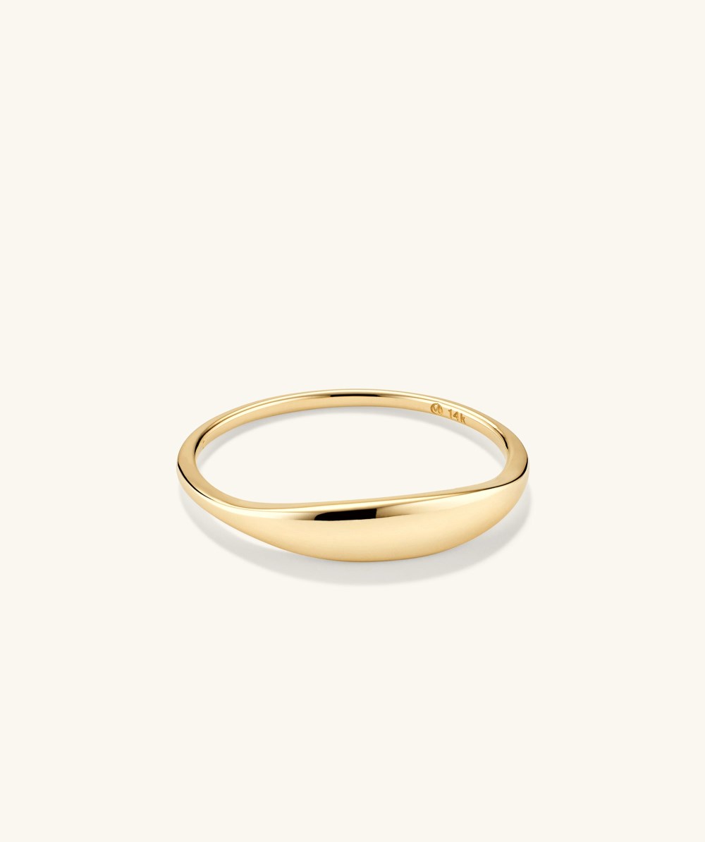 Mejuri Slim Signet Ring - 14k Yellow Gold